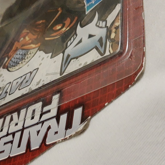Transformers Generations Thrilling 30 Deluxe Class RATTRAP MAXIMAL 2014 SEALED - Picture 12 of 15